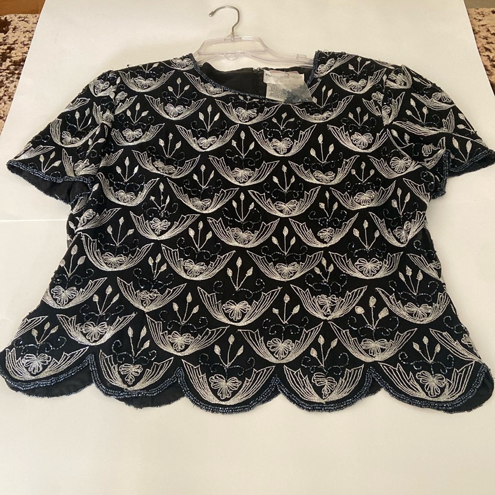 Papell Boutique Evening Black & silver Beaded 100% Silk Top Size XL EUC.